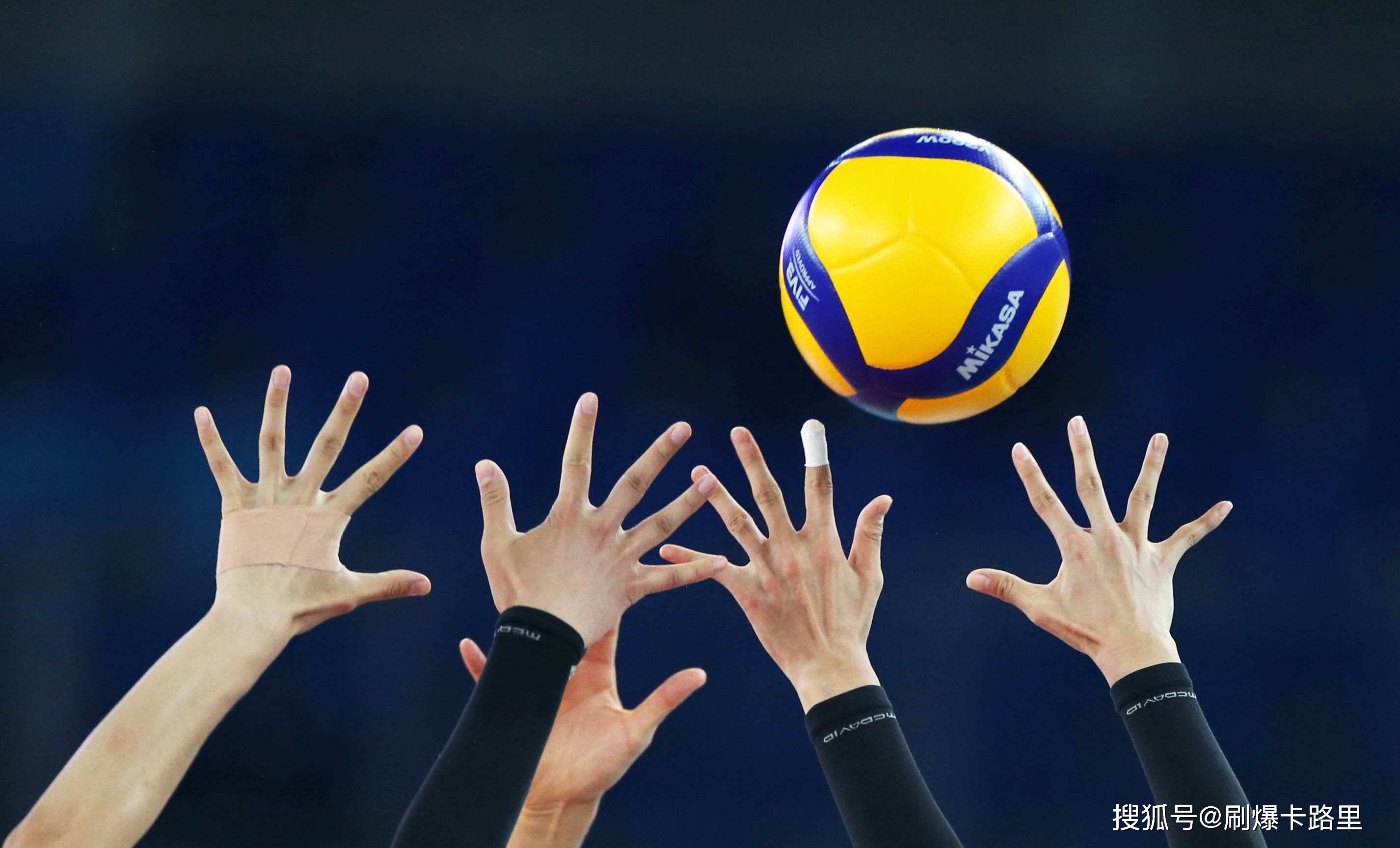 球员们科学合作,团队作战谋求胜利 球员们科学合作,团队作战谋求胜利