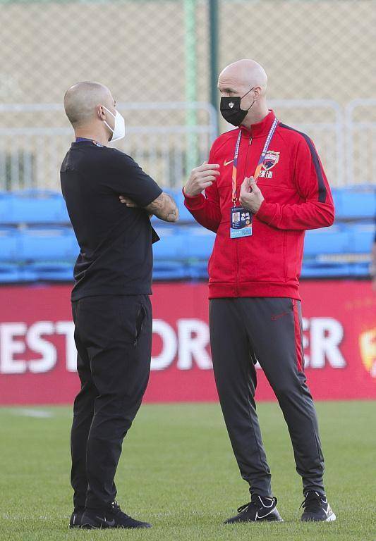 关于一支球队突然换帅,外界猜测原因各异的信息 关于一支球队突然换帅,外界猜测原因各异的信息