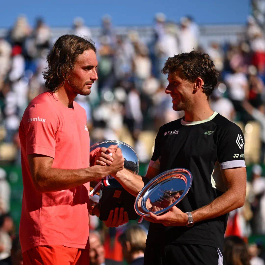 关于蒙特卡洛大师赛鏖战美网，西西帕斯刷新纪录的信息