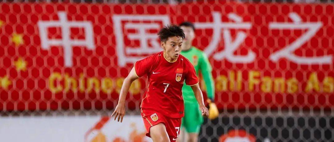 日本队击败实力强队，晋级四强