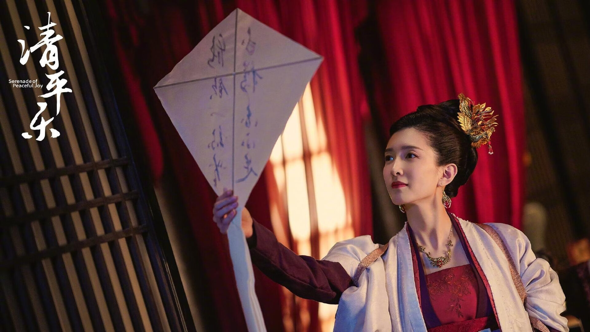 镌刻传奇，克瓦拉茨赫利亚在欧冠决赛中的教科书级演出