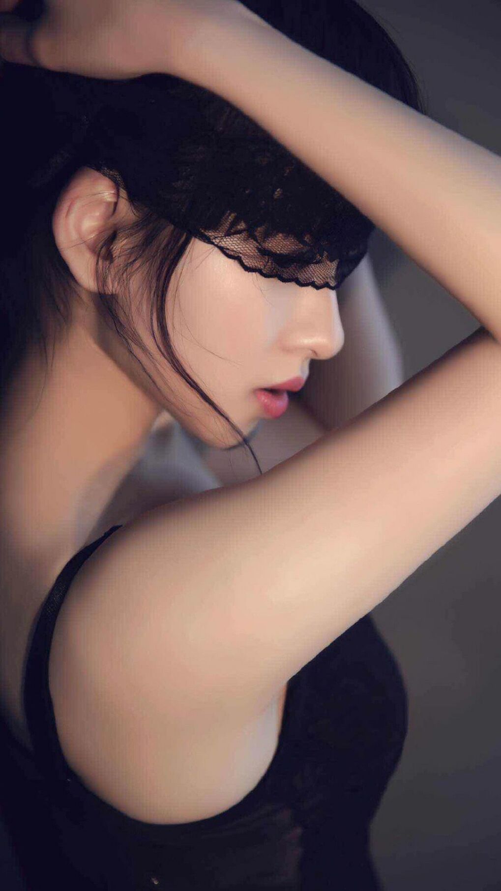 节奏的独裁者,2026世界杯B组焦点战,莱万多夫斯基如何用时间艺术肢解日本